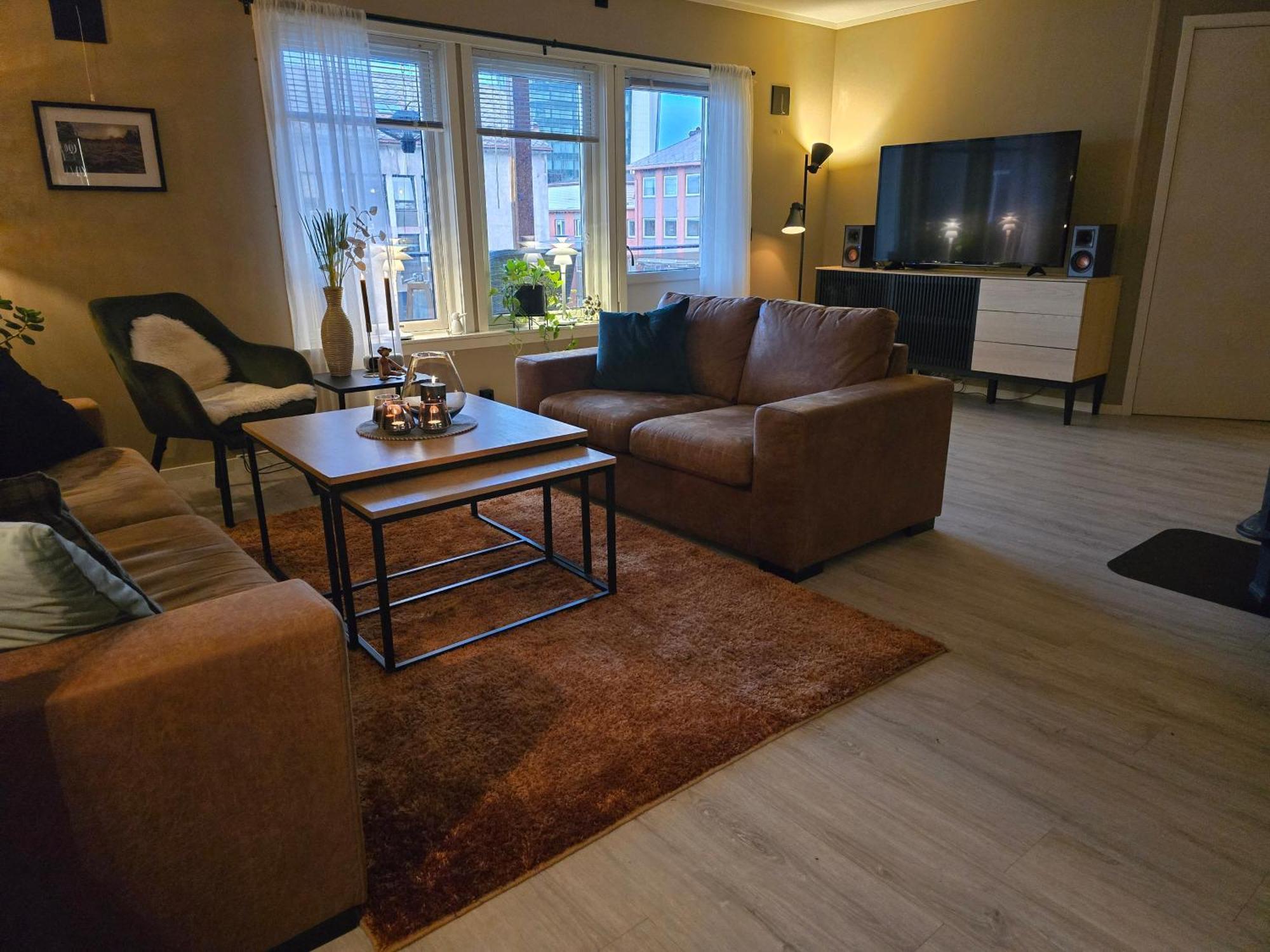 Koselig Og Moderne Leilighet, Meget Sentralt I Narvik Med Gratis Parkering! エクステリア 写真